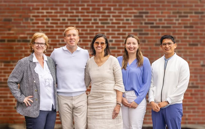 Bilingual Psychology Team
